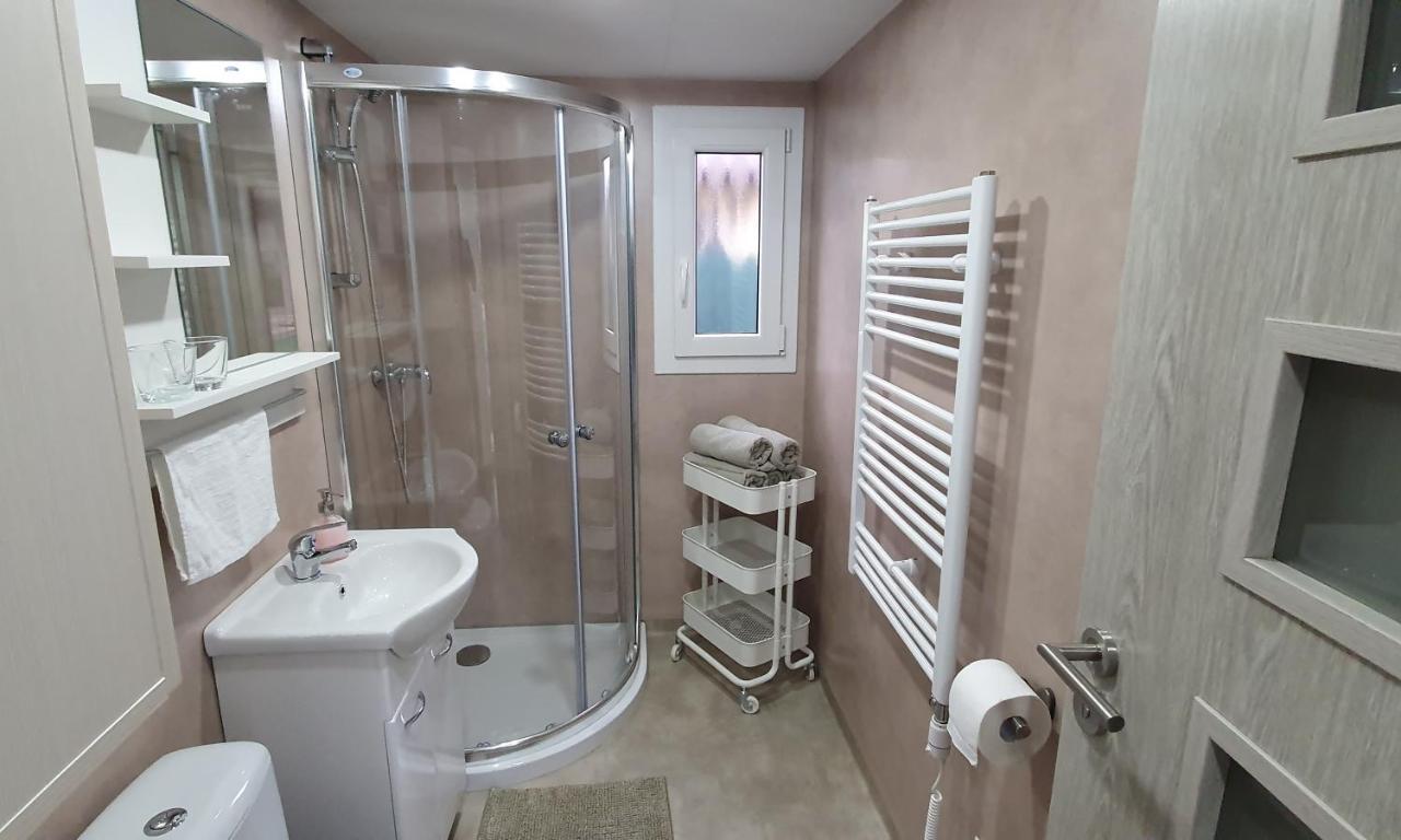 Liptov Mobile House Villa Liptovský Mikuláš Екстериор снимка